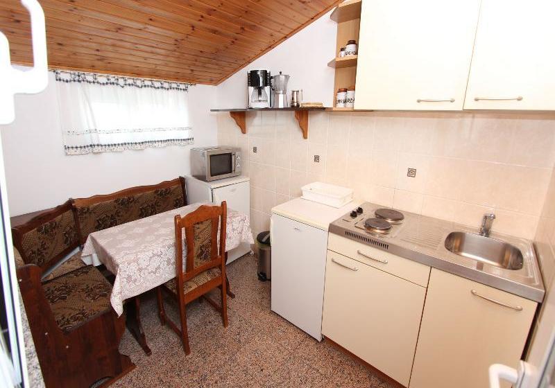 호텔 Apartment Divna