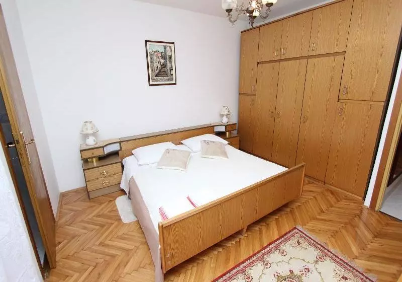 בית מלון כפרי Apartment Divna