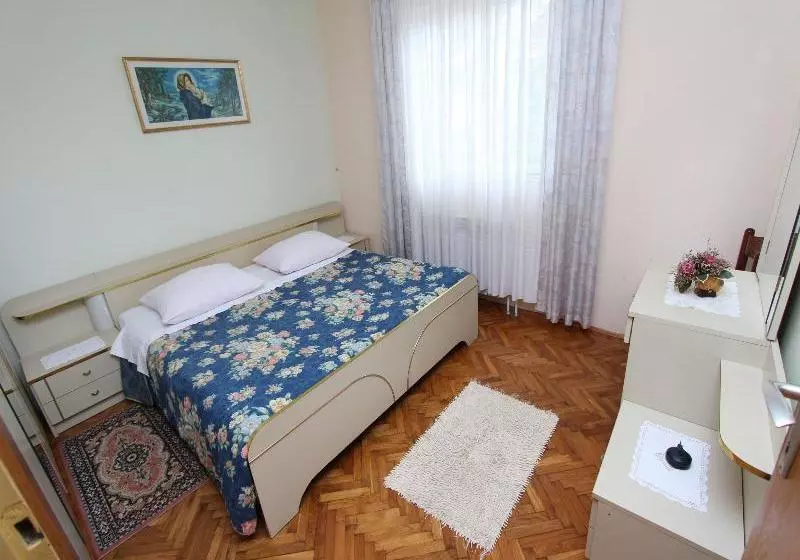 בית מלון כפרי Apartment Divna