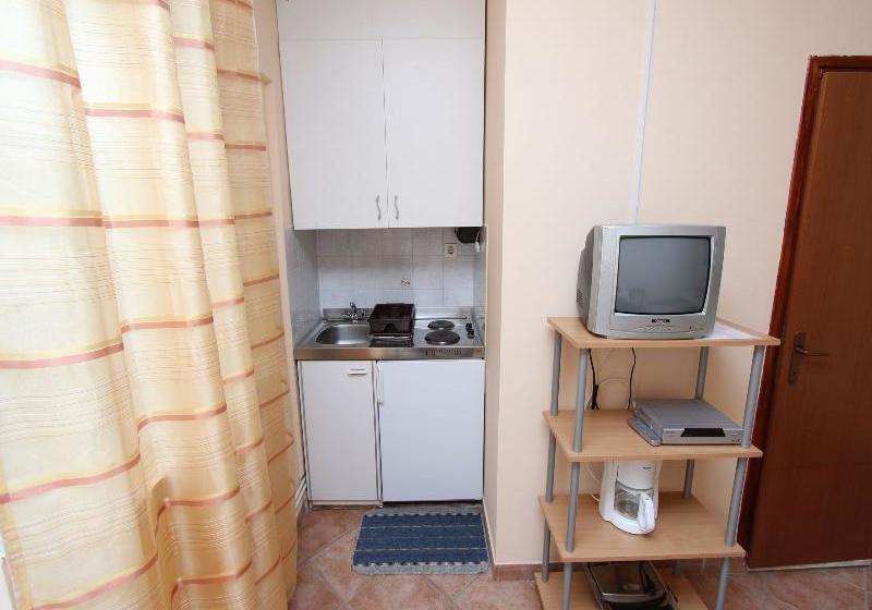 호텔 Apartment Divna