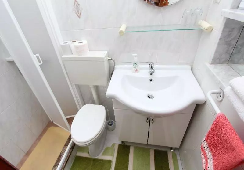 בית מלון כפרי Apartment Divna