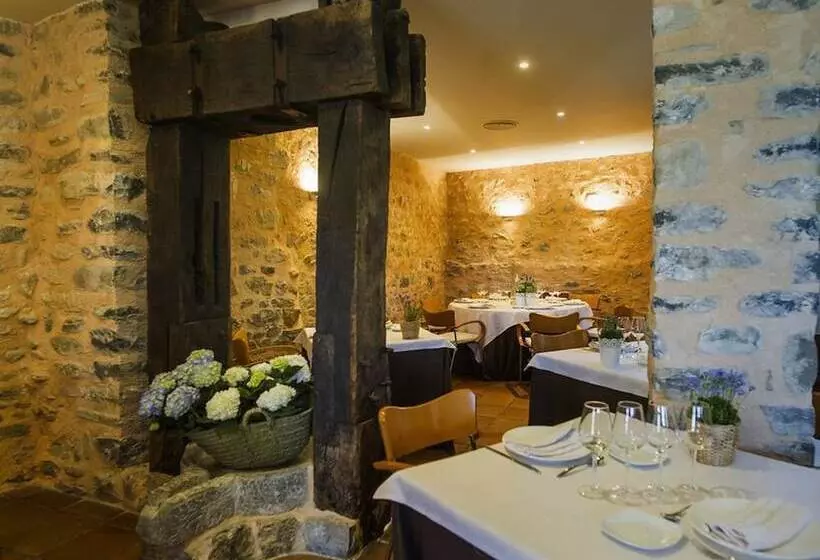 בית מלון כפרי Camping & Bungalows Liguerre De Cinca