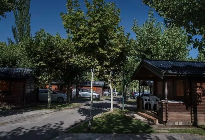 בית מלון כפרי Camping & Bungalows Liguerre De Cinca