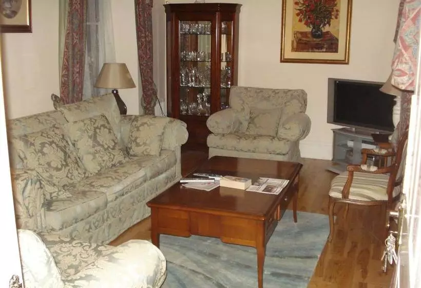 هتل Killerig House