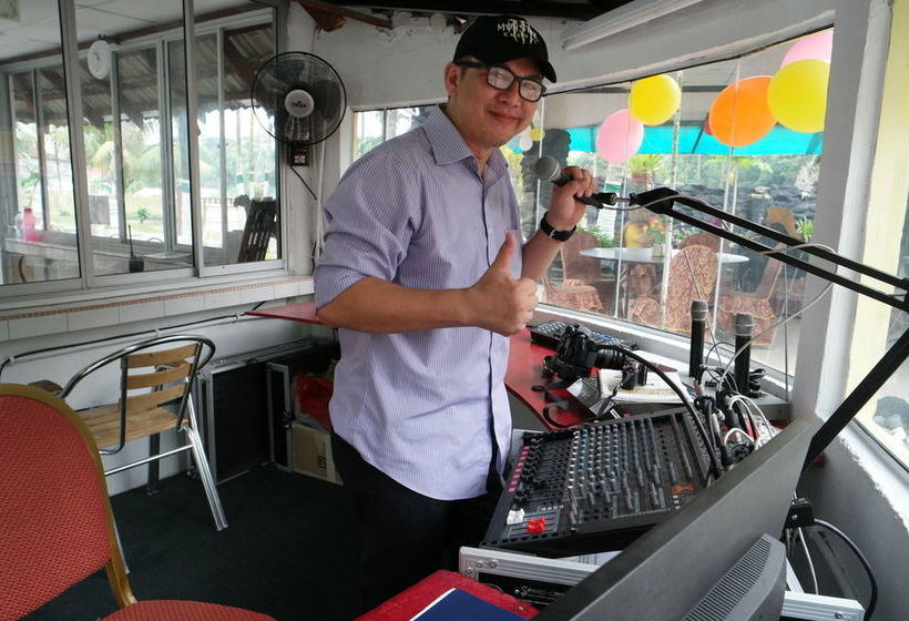 酒店 La Comme Country Resort