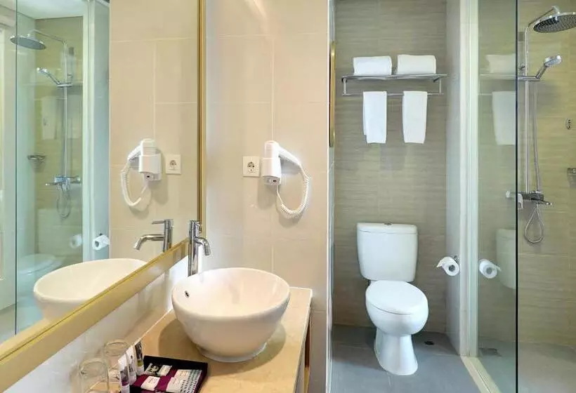 Hotelli Mercure Bandung Nexa Supratman