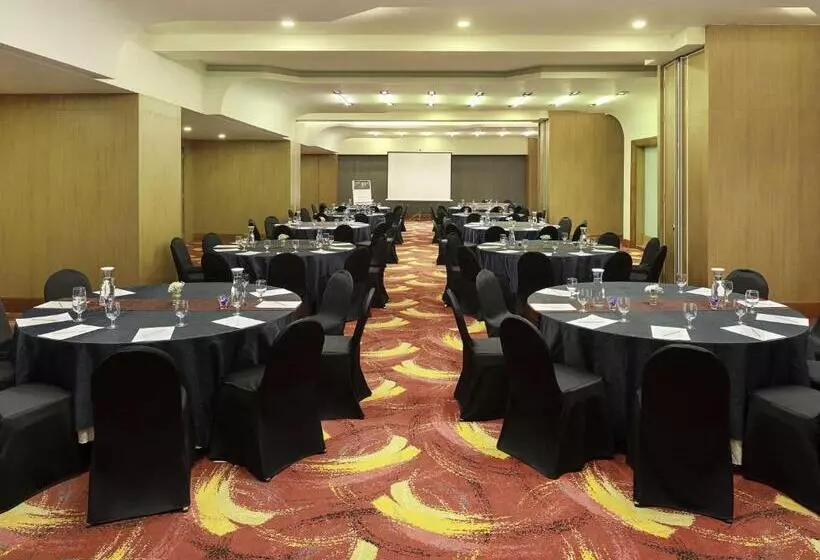 Hotelli Mercure Bandung Nexa Supratman