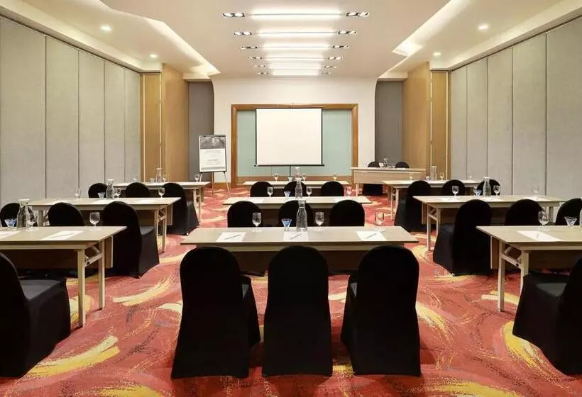 Hotelli Mercure Bandung Nexa Supratman