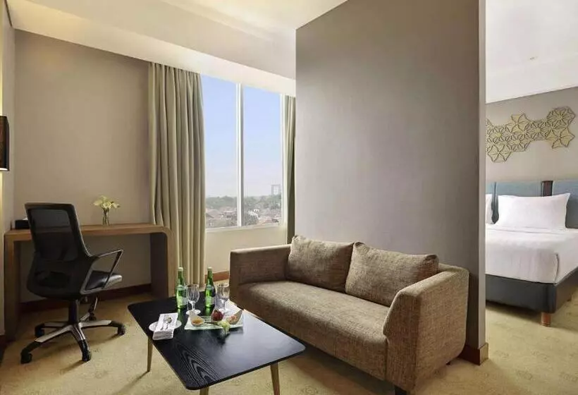 Hotelli Mercure Bandung Nexa Supratman