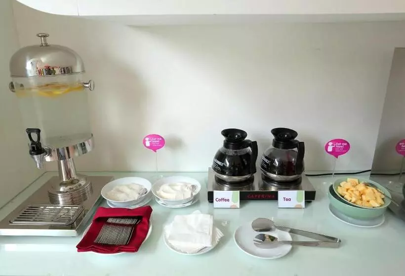 Pop! Hotel Diponegoro