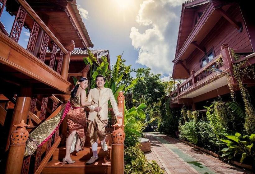 בית מלון כפרי Ruenthai Boutique