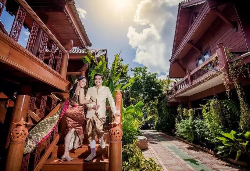 Hotelli Ruenthai Boutique