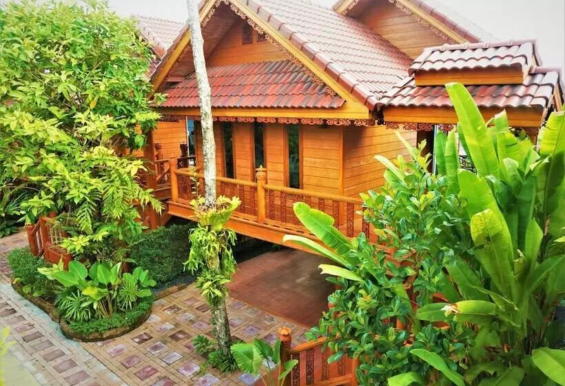 Hotelli Ruenthai Boutique