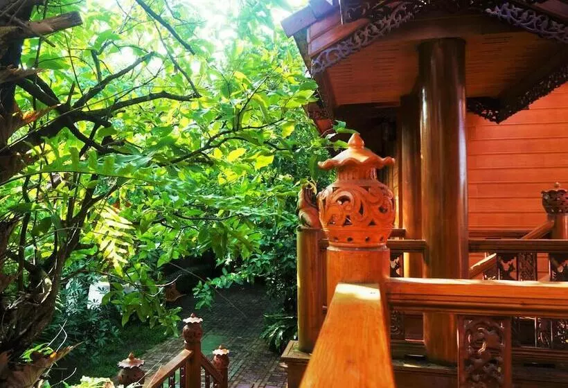 Hotelli Ruenthai Boutique