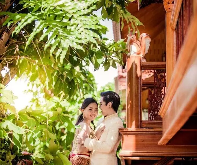 Hotelli Ruenthai Boutique