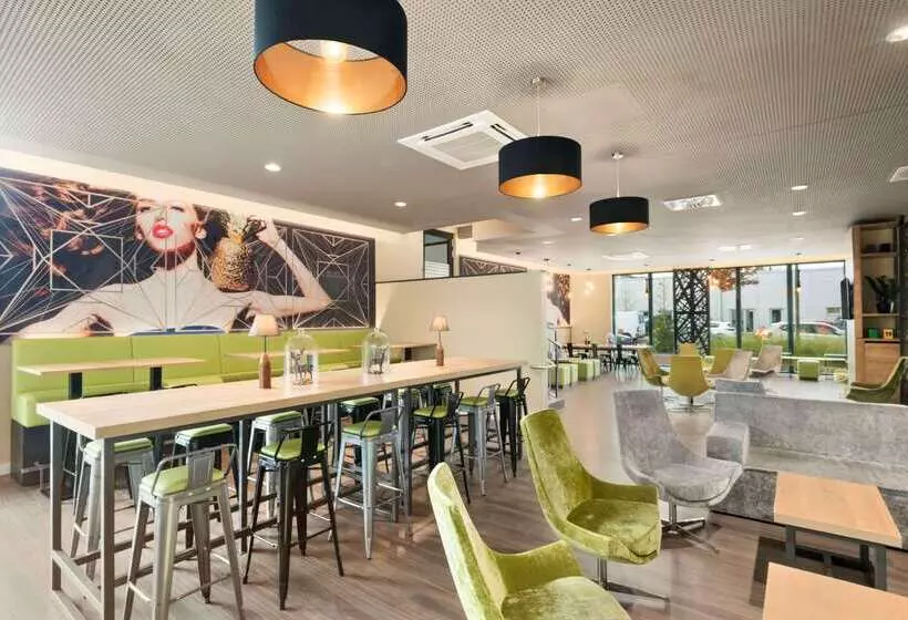 هتل Super 8 By Wyndham Munich City North