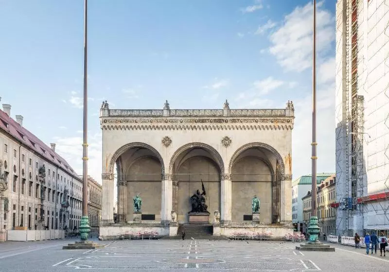 هتل Super 8 By Wyndham Munich City North