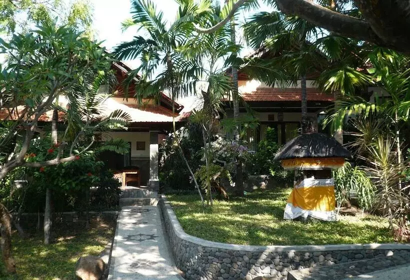 Hotelli Wawa Wewe Ii Villas