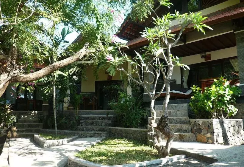 Hotelli Wawa Wewe Ii Villas