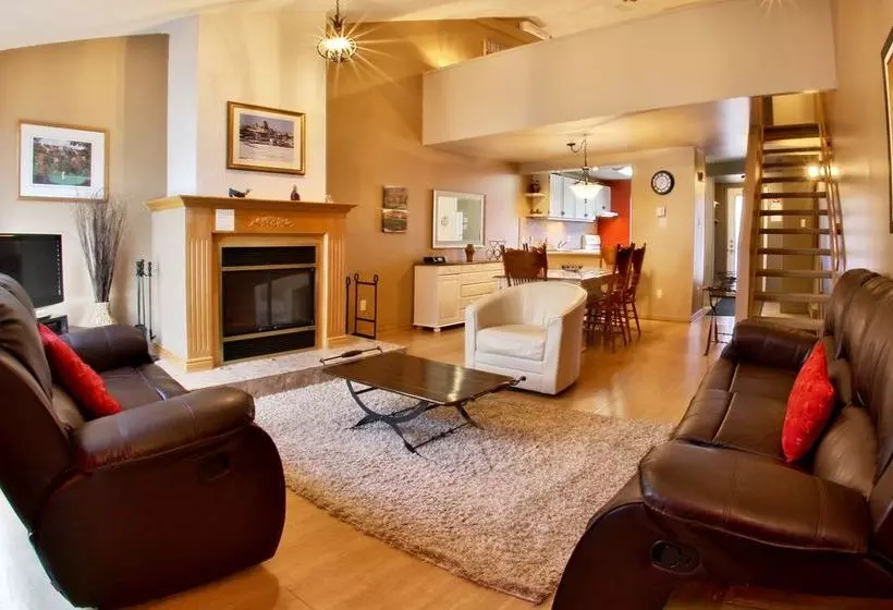 Les Chalets Mont-sainte-anne