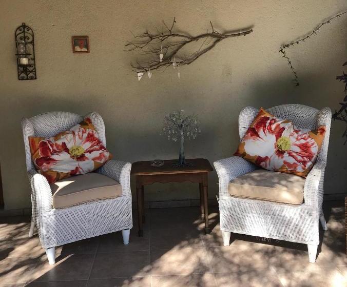 Pane Vivente Garden Cottage