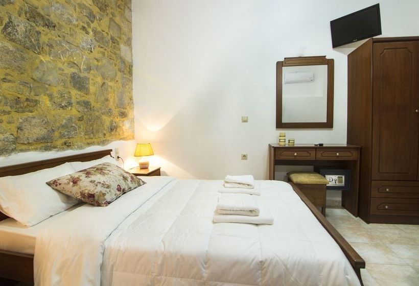 Agarathos Traditional Rooms With Pool