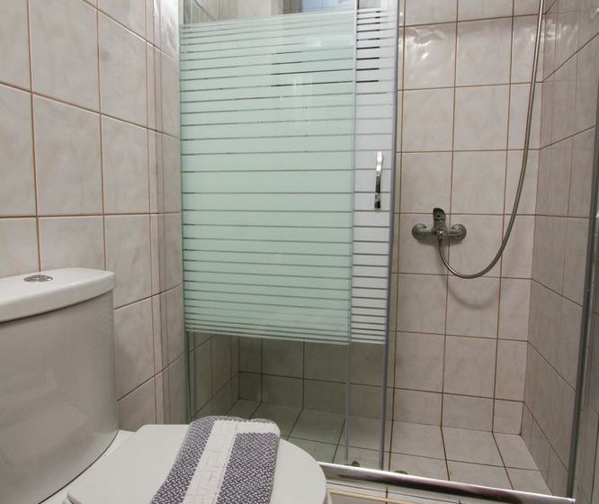 Agarathos Traditional Rooms With Pool