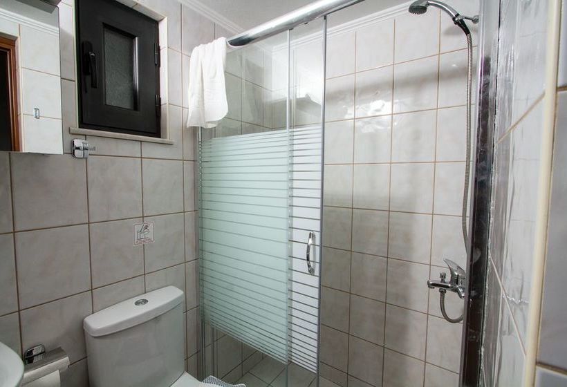 Agarathos Traditional Rooms With Pool