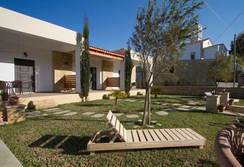 Agarathos Traditional Rooms With Pool