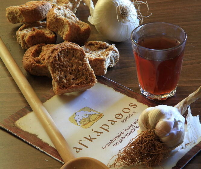 Agarathos Traditional Rooms With Pool