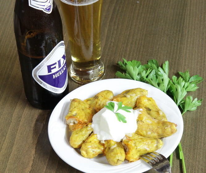 Agarathos Traditional Rooms With Pool