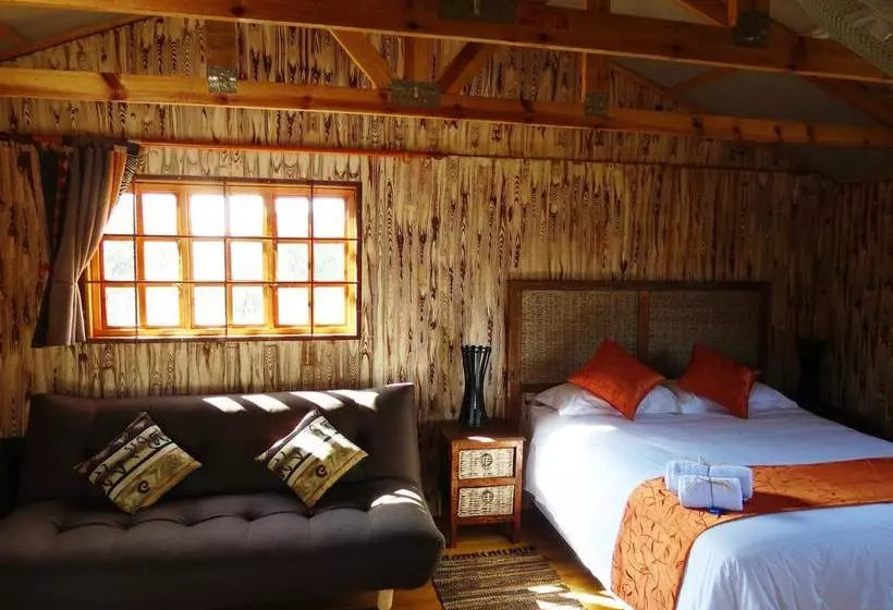 Majatalo Meerkatplaats Guesthouse And B&b