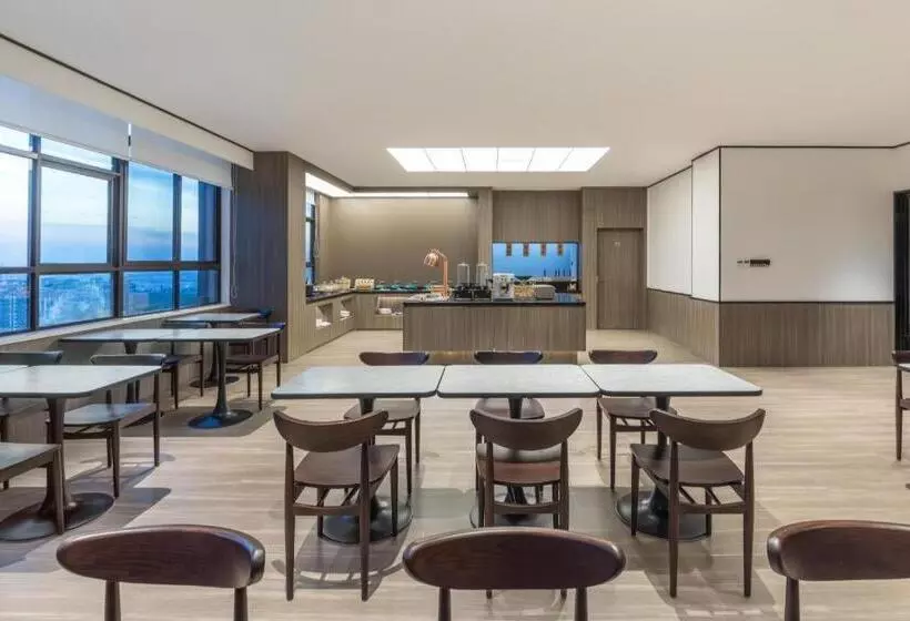 Hanting Hotel Wuhe Caihong Times Square