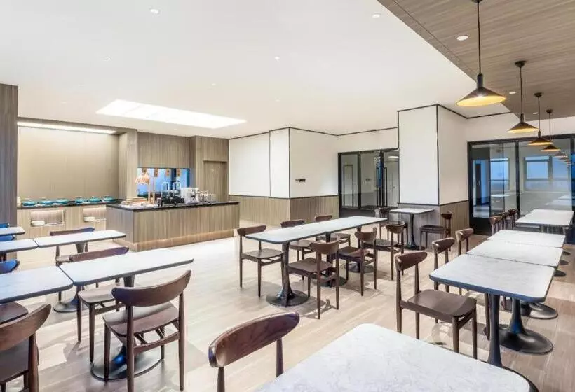 Hanting Hotel Wuhe Caihong Times Square