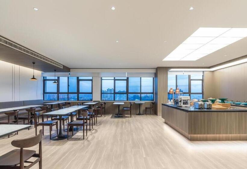 Hanting Hotel Wuhe Caihong Times Square