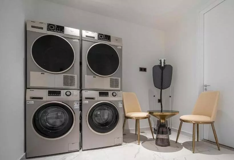 ホテル Madison Jinan Olympics Center