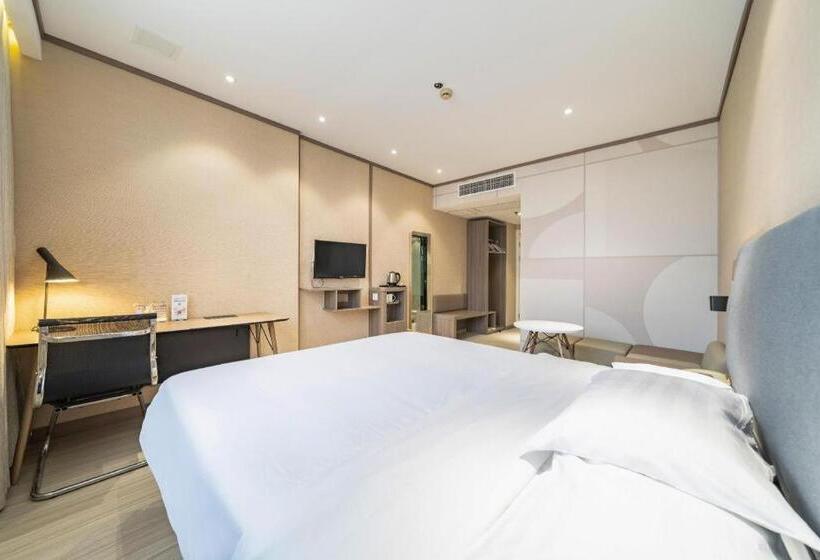 Hanting Hotel Shanghai Qingpu Caoying Road Metro Station