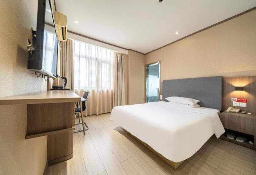 Hanting Hotel Shanghai Qingpu Caoying Road Metro Station