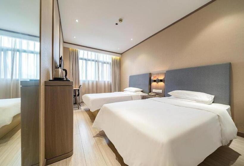 Hanting Hotel Shanghai Qingpu Caoying Road Metro Station