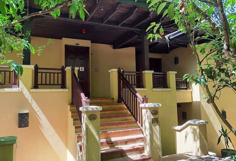 Отель Zimbali Lodge By Dream Resorts