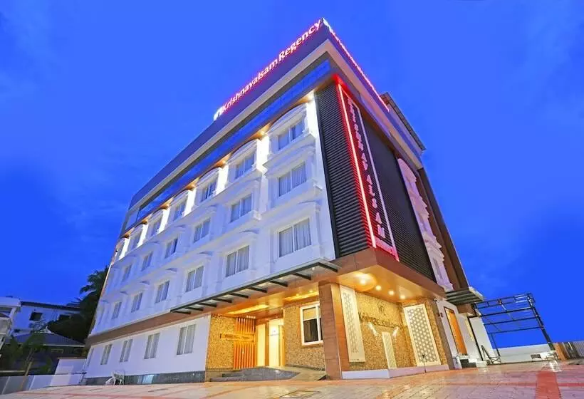 Aamiaismajoitus (B&B) Krishnavalsam Regency