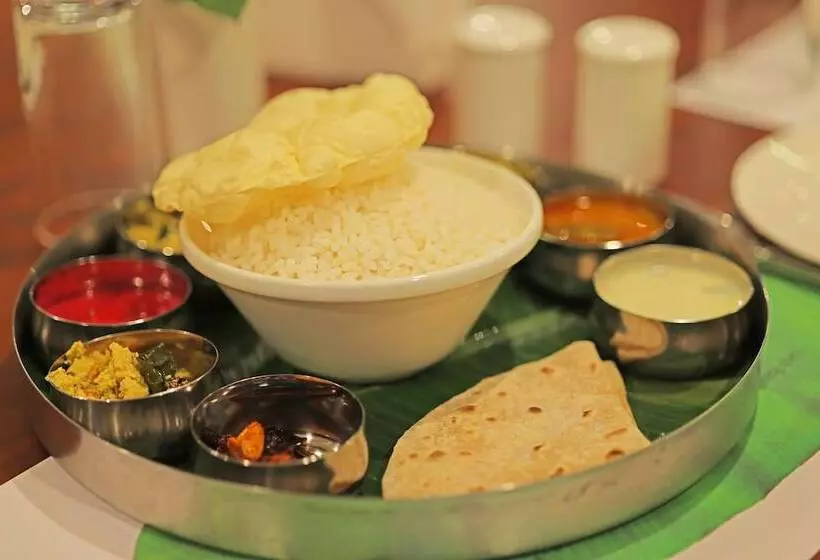 Aamiaismajoitus (B&B) Krishnavalsam Regency