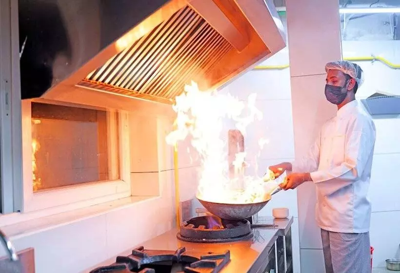 Aamiaismajoitus (B&B) Krishnavalsam Regency