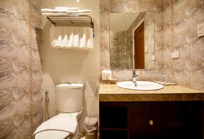 Hotel Monallan Boracay