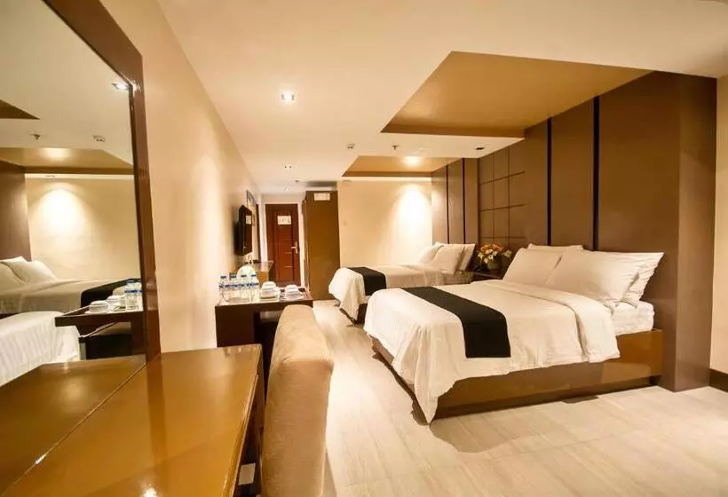 Hotel Monallan Boracay
