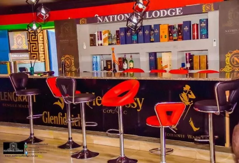 ホテル National Lodge