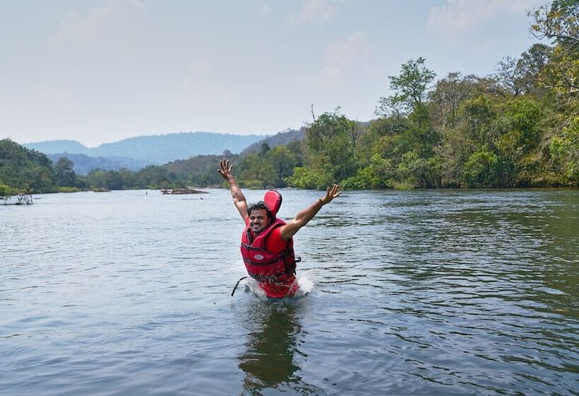 Whistling Woodzs Resort