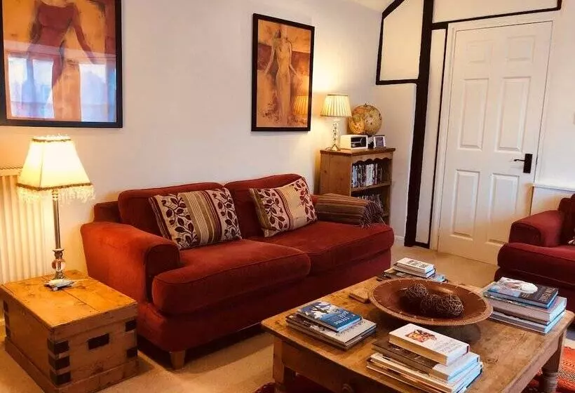 ベッドアンドブレックファースト The Blue Cow