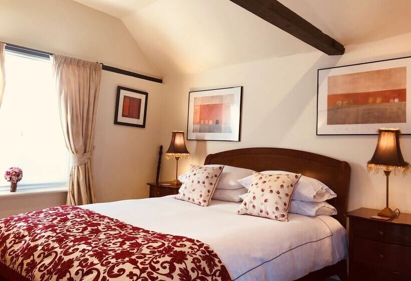 مبيت وإفطار The Blue Cow