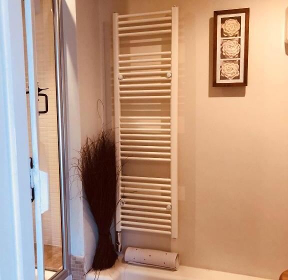 مبيت وإفطار The Blue Cow